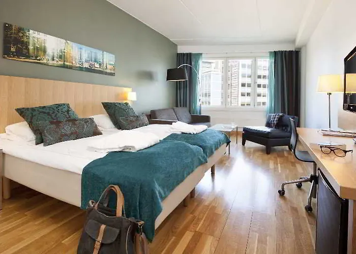 ホテル スカンディック ビポルテン 3*